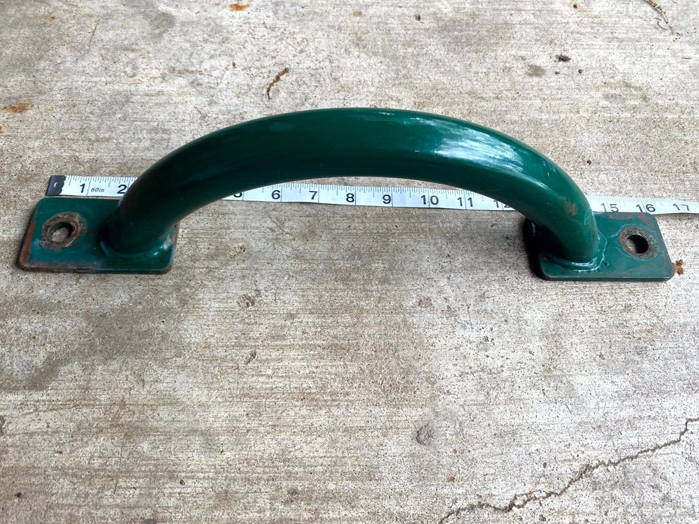 Green Metal Safety Playground Handle 16″ inch old school Tree Frogs high end