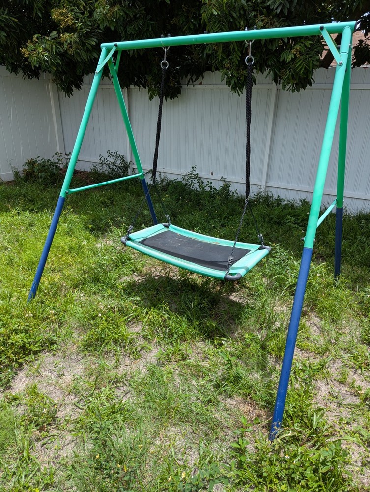 Kids Outdoor Metal Swing Set Frame w/ Platform Swing & Single Seat Green/Blue