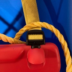 LITTLE TIKES 2-in-1 Snug & Secure SWING High-Back Safety for Baby & Toddler