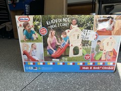 Little Tikes Hide & Seek Climber Kids Outdoor Slide & Climber Playset 1-4. New