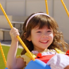 2-in-1 Snug ‘n Secure Swing – Magenta Baby Swing for Indoor/Outdoor Fun