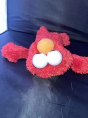 Hasbro #C0923 *Tickle Me Elmo* Plush Toy – Red 2016 Sesame Street Fisher Price