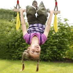 PELLOR Playground Children’s Wooden Trapeze Swing Bar with Plastic Gym Rings …