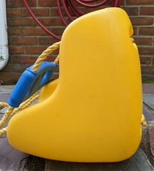 1983 Little Tikes Yellow Swing Toddler Child Outdoor Hanging Plastic Swingset
