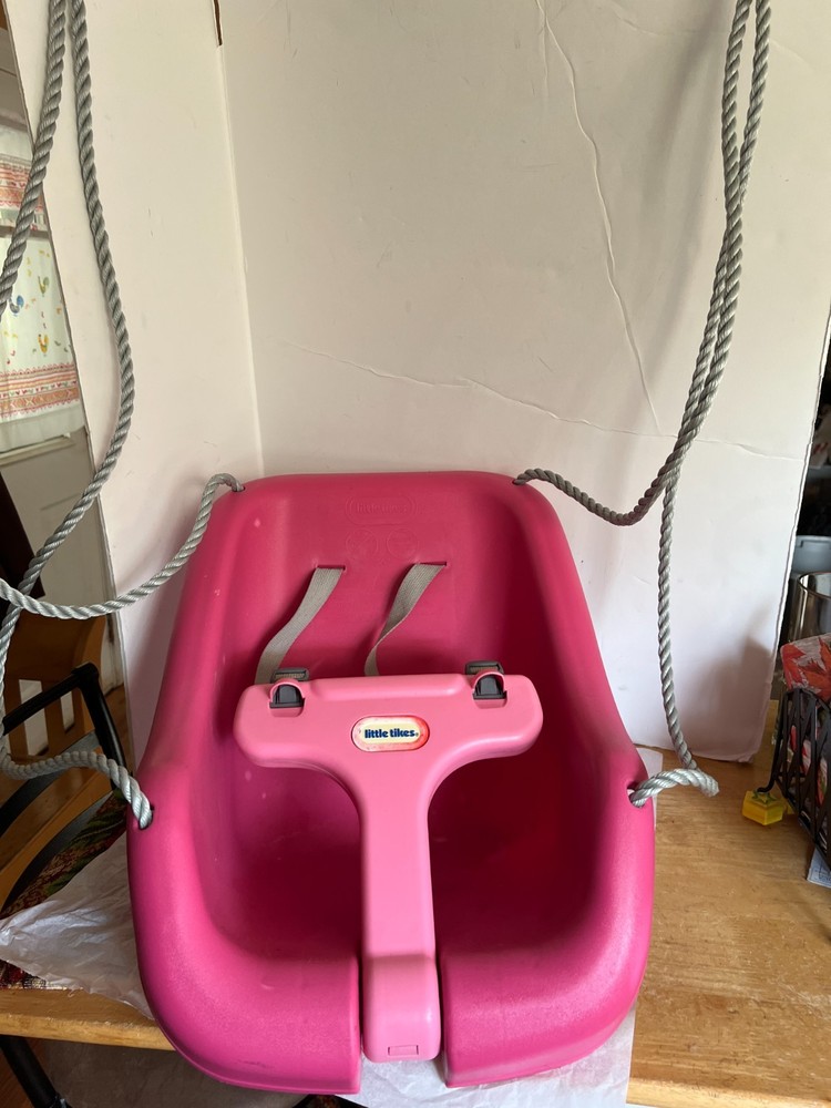 Little Tikes Pink Toddler Outdoor Swing Seat with Rope for Ages 9 Months-4 Years