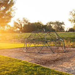 KIDS OUTDOOR CLIMBING DOME 5 Ft. X 10 Ft. Steel