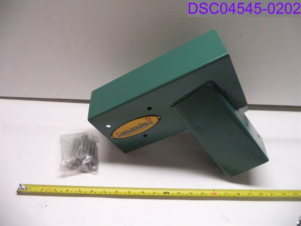 Qty = 1 Box of 2: Eastern Jungle Gym ACC Easy 123 Bracket Green