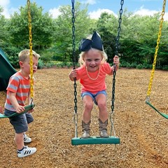 04-0026 Stand ‘N Swing Swing Set Attachment with Green Coated Chains