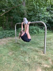 GALVANIZED STEEL Playground Vault Bar