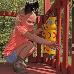Swing Set Tic Tac Toe Spinner Panel, Yellow