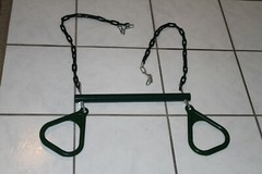 Gorilla Play Sets 17″ Trapeze Bar with Ring ,green rubber chain coating