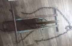ANTIQUE Metal Play Swing Horse Head Chains Rustic Outdoor Play RARE 30″x18″x14″