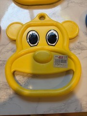 Set of 4 Bear Trapeze Rings Playground Swing Set Gym Rings Plastic Red Yellow
