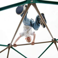 Lifetime 90136 Kids Geo Dome Climber 5′ Outdoor Fun Playset Jungle Gym Earthtone