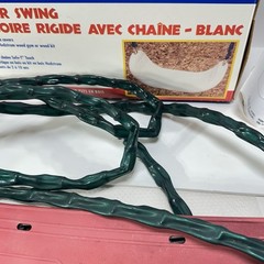 Hedstrom Red Plastic Contour Sling Replacement Swing Green Plastic Chain Covers